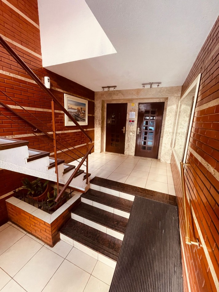 VENTA DEPTO 2 AMB COCHERA CUB. ZONA ALDREY MAR DEL PLATA