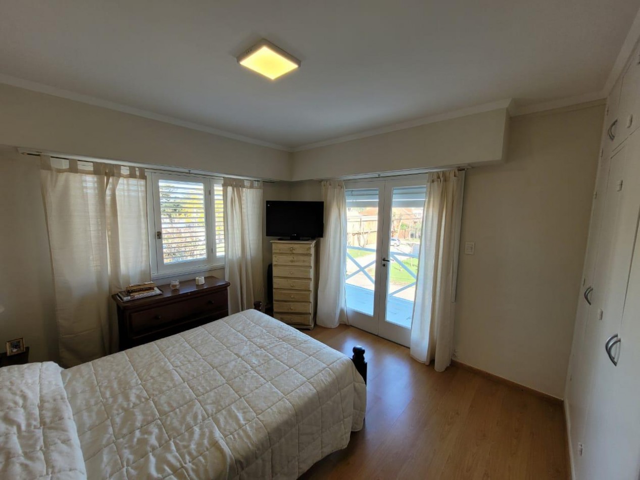 VENTA DE CASA + DEPTO. CON ACCESO INDEPENDIENTE