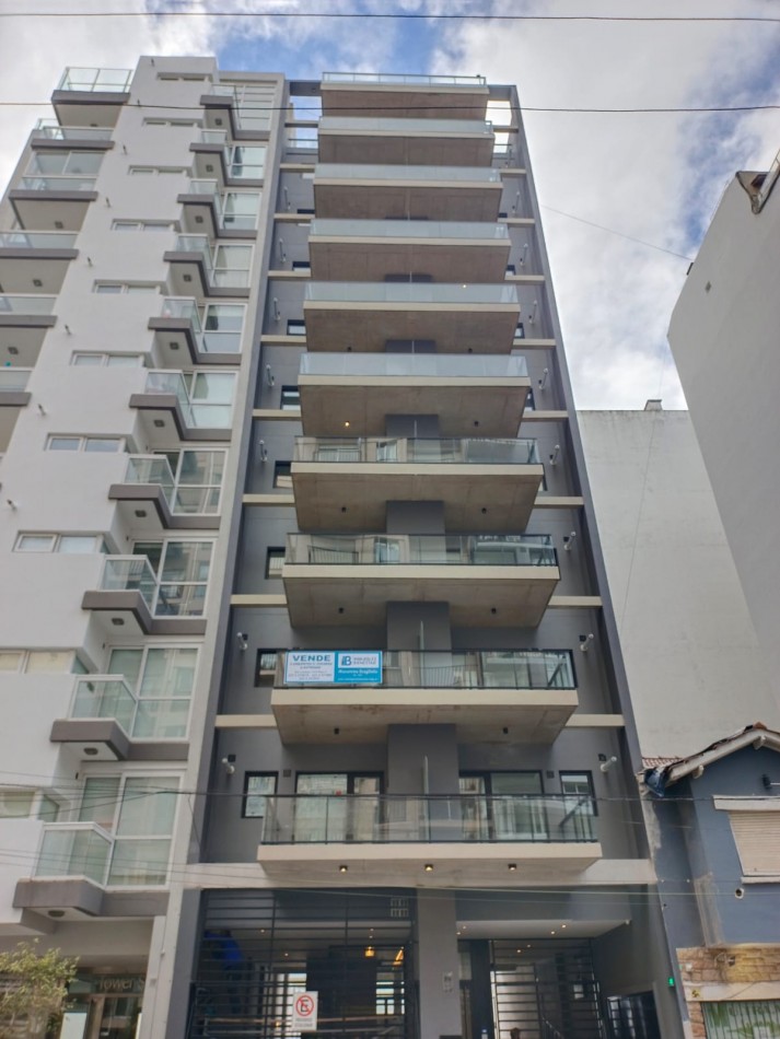 DEPARTAMENTO 2 AMBIENTES A ESTRENAR CON COCHERA 