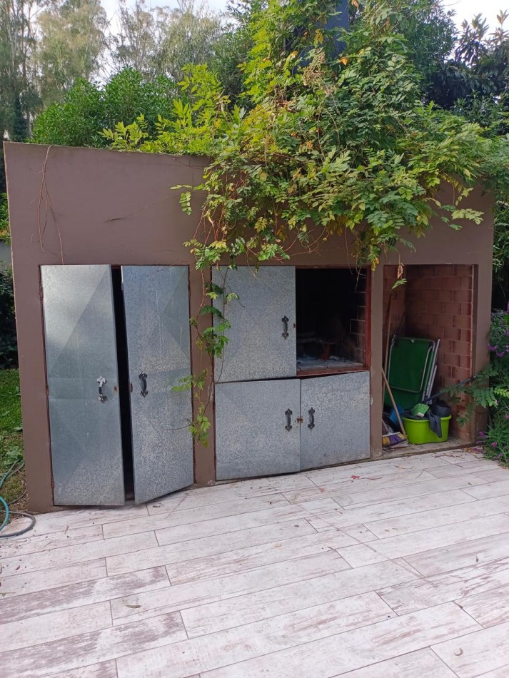 CASA BOSQUE PERALTA RAMOS SOBRE DOS LOTES