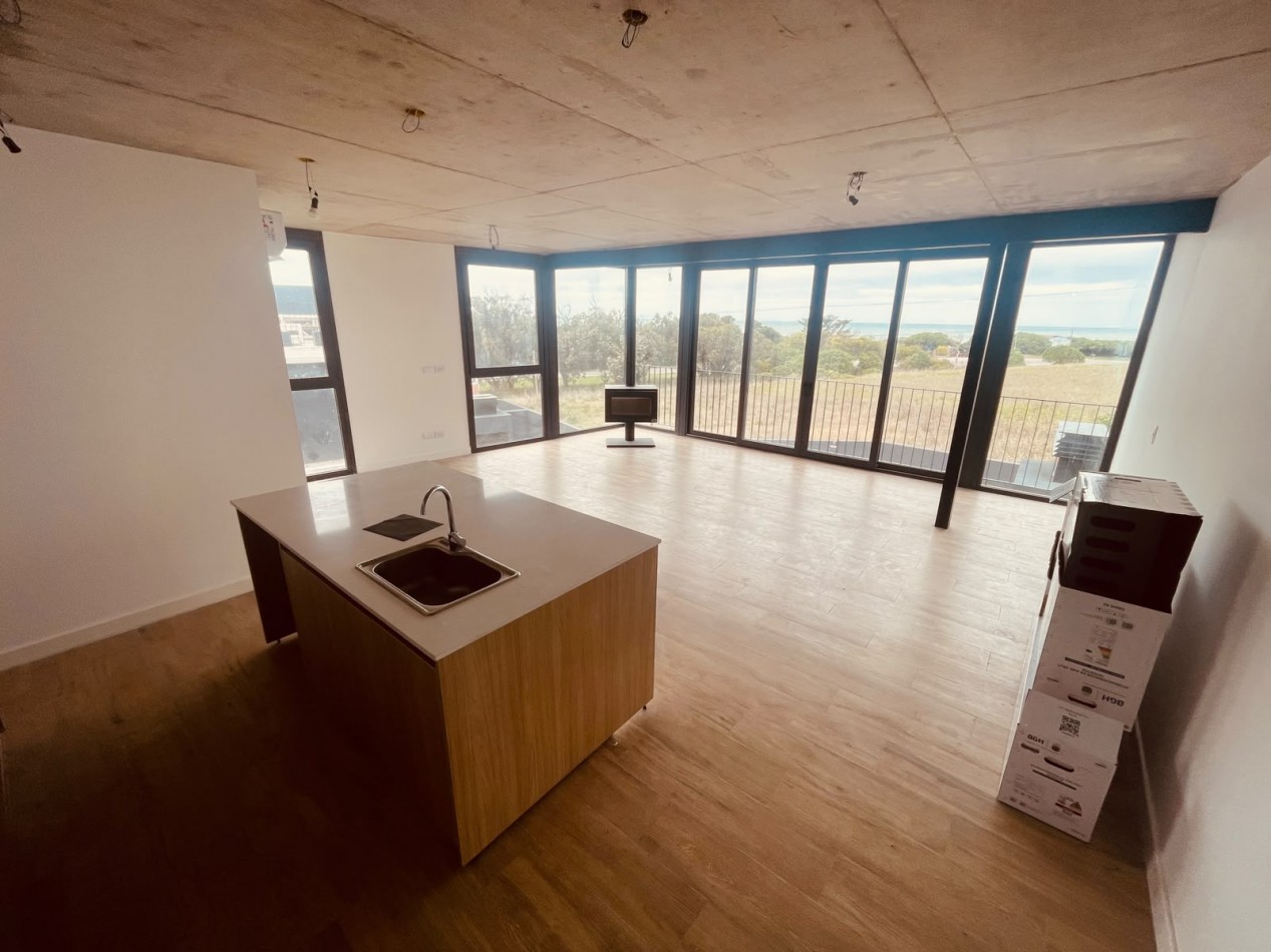 DEPARTAMENTO TRES AMBIENTES VISTA AL MAR A ESTRENAR CON COCHERA EN BARRIO CHAPADMALAL