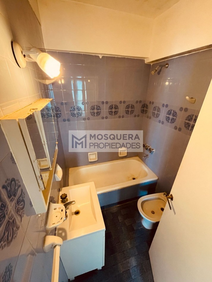 VENTA DEPTO 1 AMB PARA RECICLAR OPORTUNIDAD
