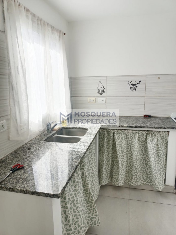 ALQUILER CASA USO PROFESIONAL O VIVIENDA FAMILIAR