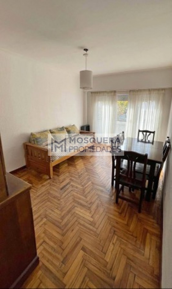VENTA DEPARTAMENTO 2 AMBIENTES A LA CALLE CON BALCON