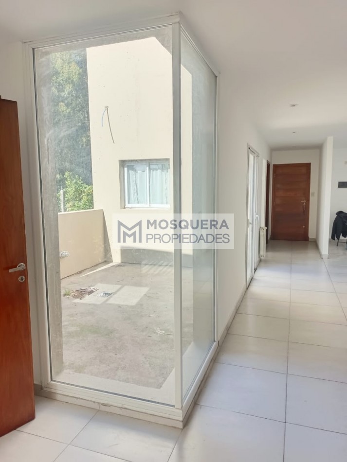 ALQUILER CASA USO PROFESIONAL O VIVIENDA FAMILIAR