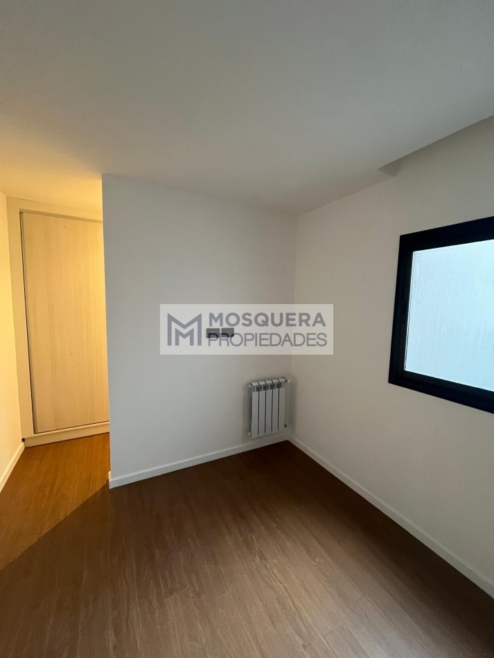 VENTA DEPARTAMENTO ESTILO DUPLEX 3 AMBIENTES A ESTRENAR CON COCHERA CUBIERTA ZONA ALDREY