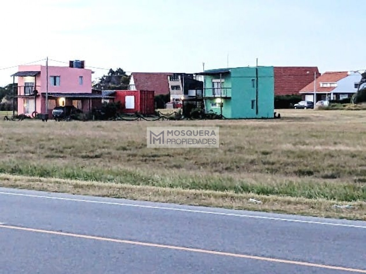VENTA TERRENO FRENTE AL MAR BARRIO EL MARQUESADO