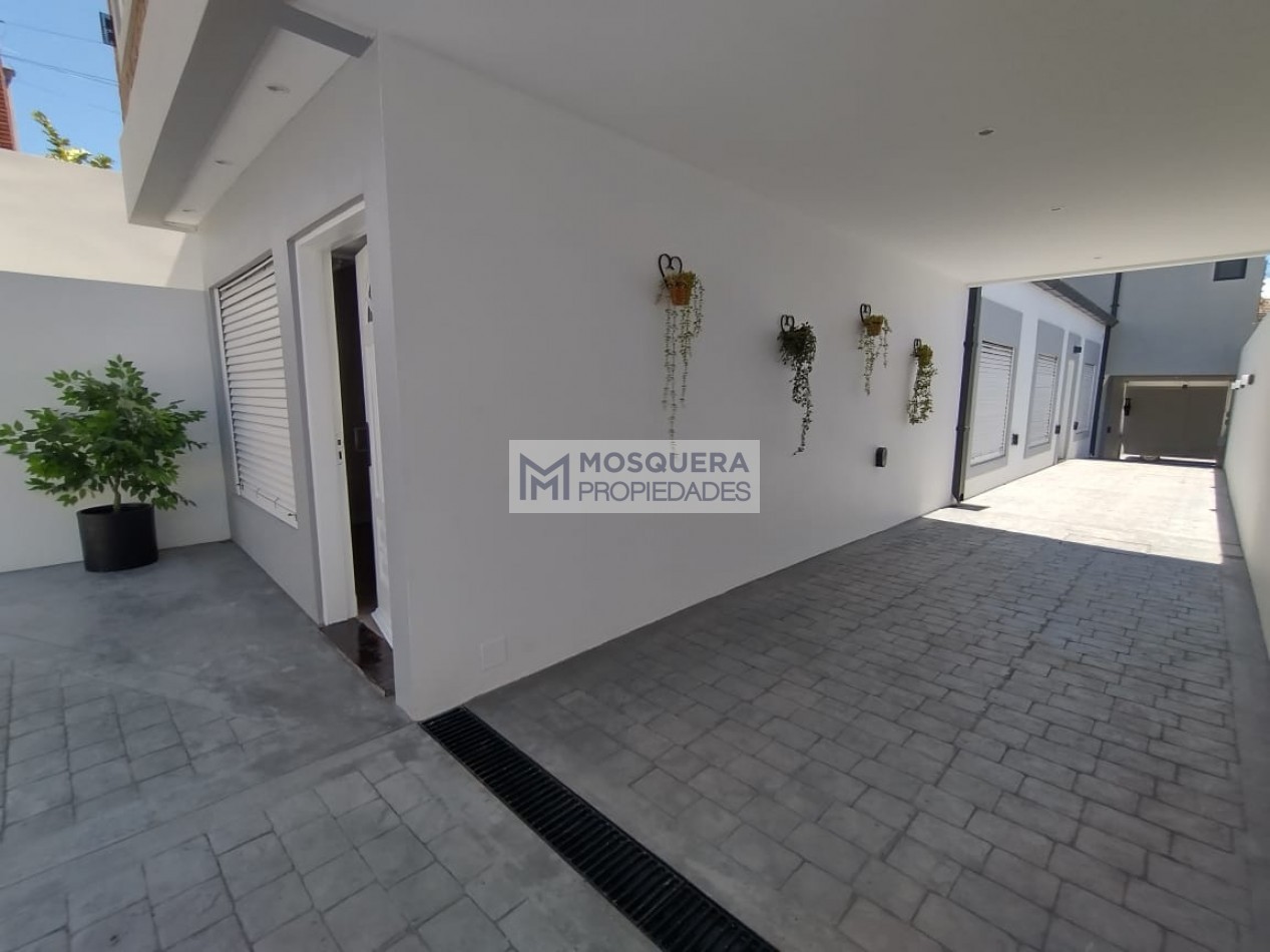 OPORTUNIDAD EN VENTA RECICLADO A ESTRENAR PH 3 AMB LA PERLA