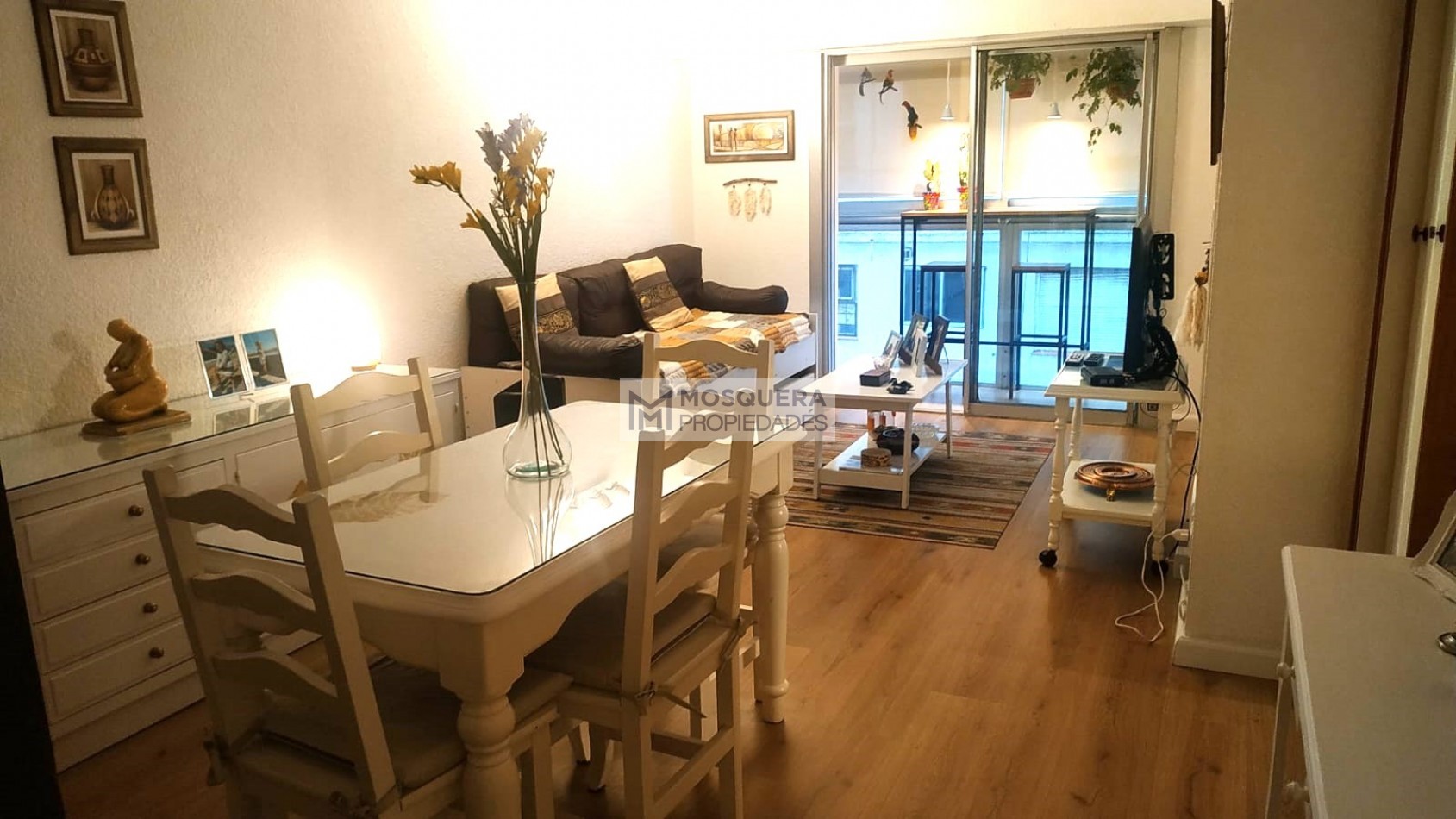 VENTA DEPARTAMENTO 2 AMB CON COCHERA ZONA PLAZA COLON