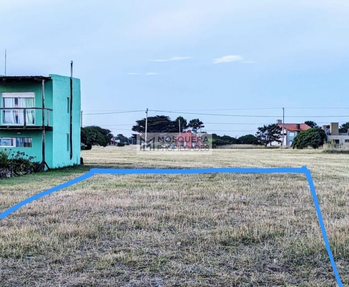 VENTA TERRENO FRENTE AL MAR BARRIO EL MARQUESADO