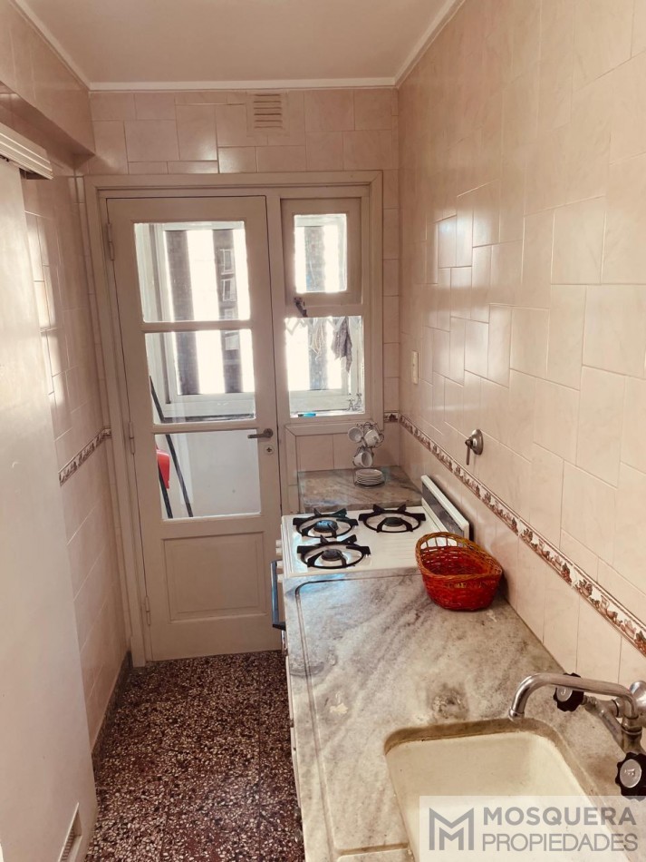 ALQUILER 24 MESES DEPTO 2 AMB AL FRENTE C BALCON ZONA CENTRO