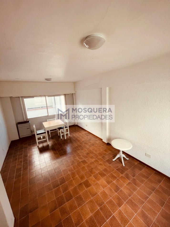 VENTA DEPTO 1 AMB PARA RECICLAR OPORTUNIDAD