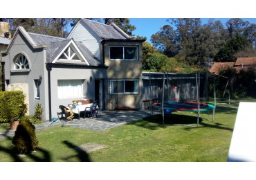 VENTA CHALET EN EL BOSQUE PERALTA RAMOS