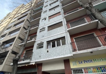 VENTA DEPTO 2 AMB AL FRENTE CON BALCON A LA CALLE RECICLADO